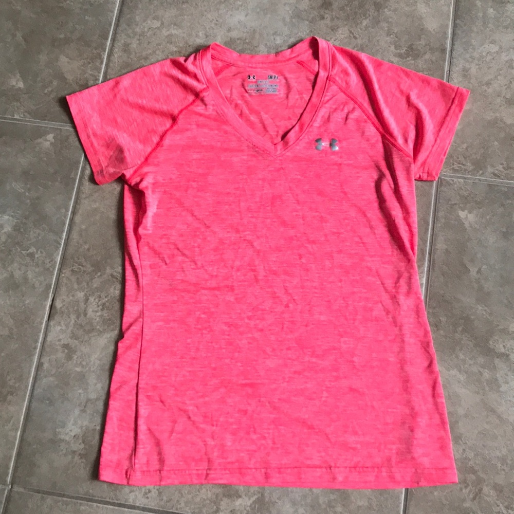 UnderArmour Neon pink shirt